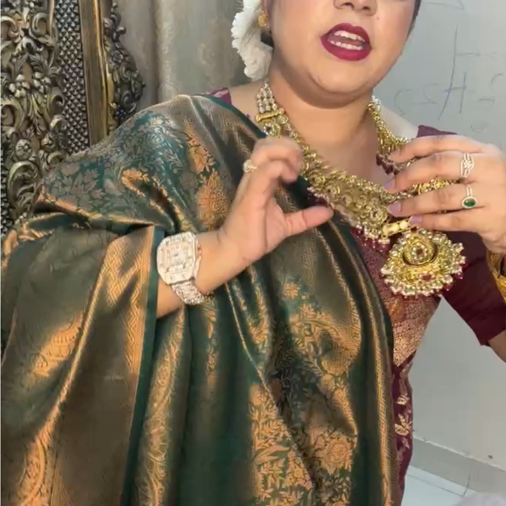 Saree - Picture 3 of 3